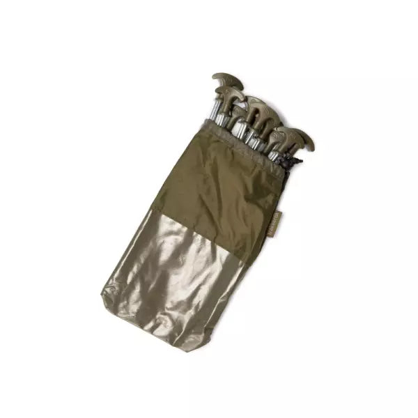 Trakker Bivvy Pegs and Bag