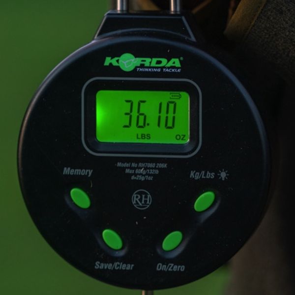 Korda Digital Scales Alt View