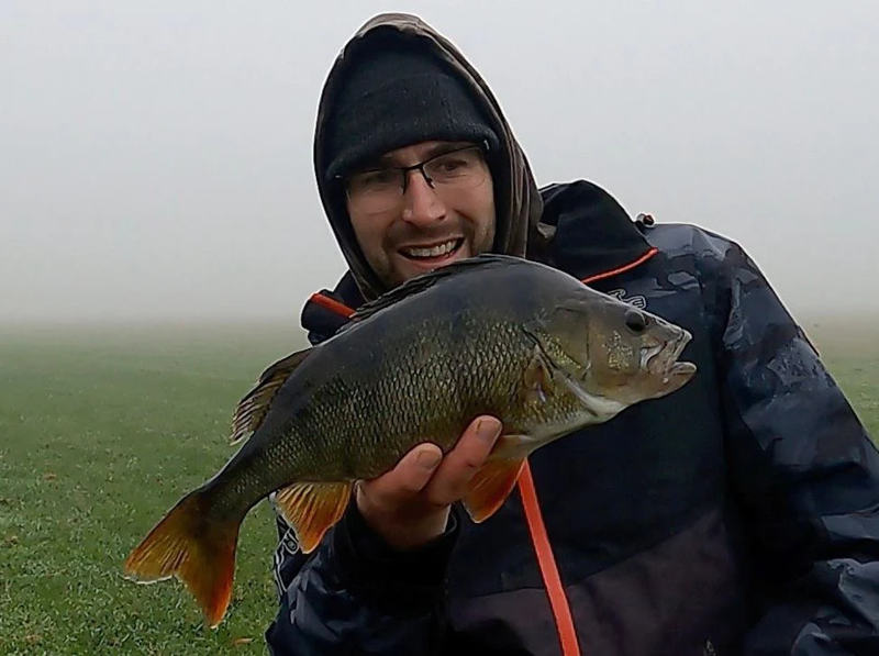 Perch Fishing the River Ouse with a Cheb Rig- Nov 2022 – St Ives Tackle