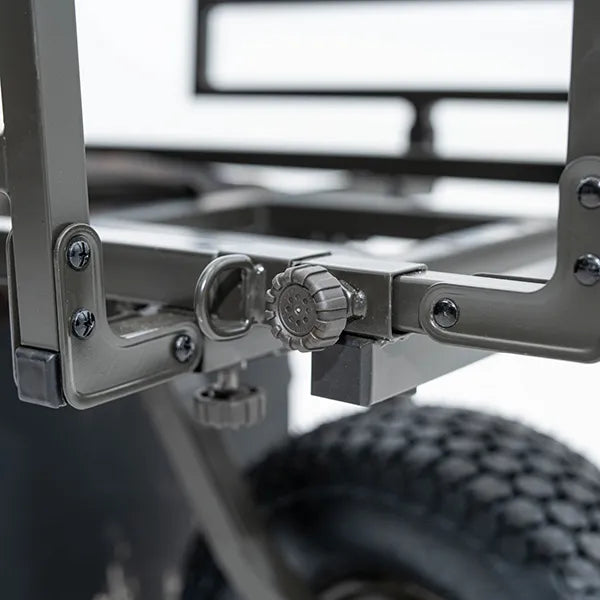 Carp Porter Roamer Thumbwheel Detail